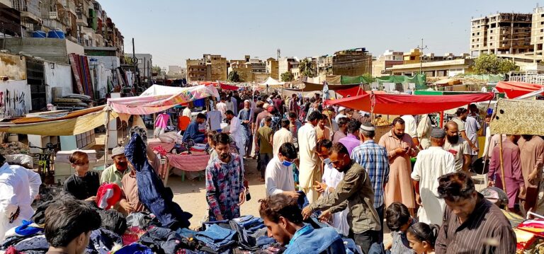 The Influence of Virtual Events on Shopping Behavior: Webinars, Launch Parties, and More