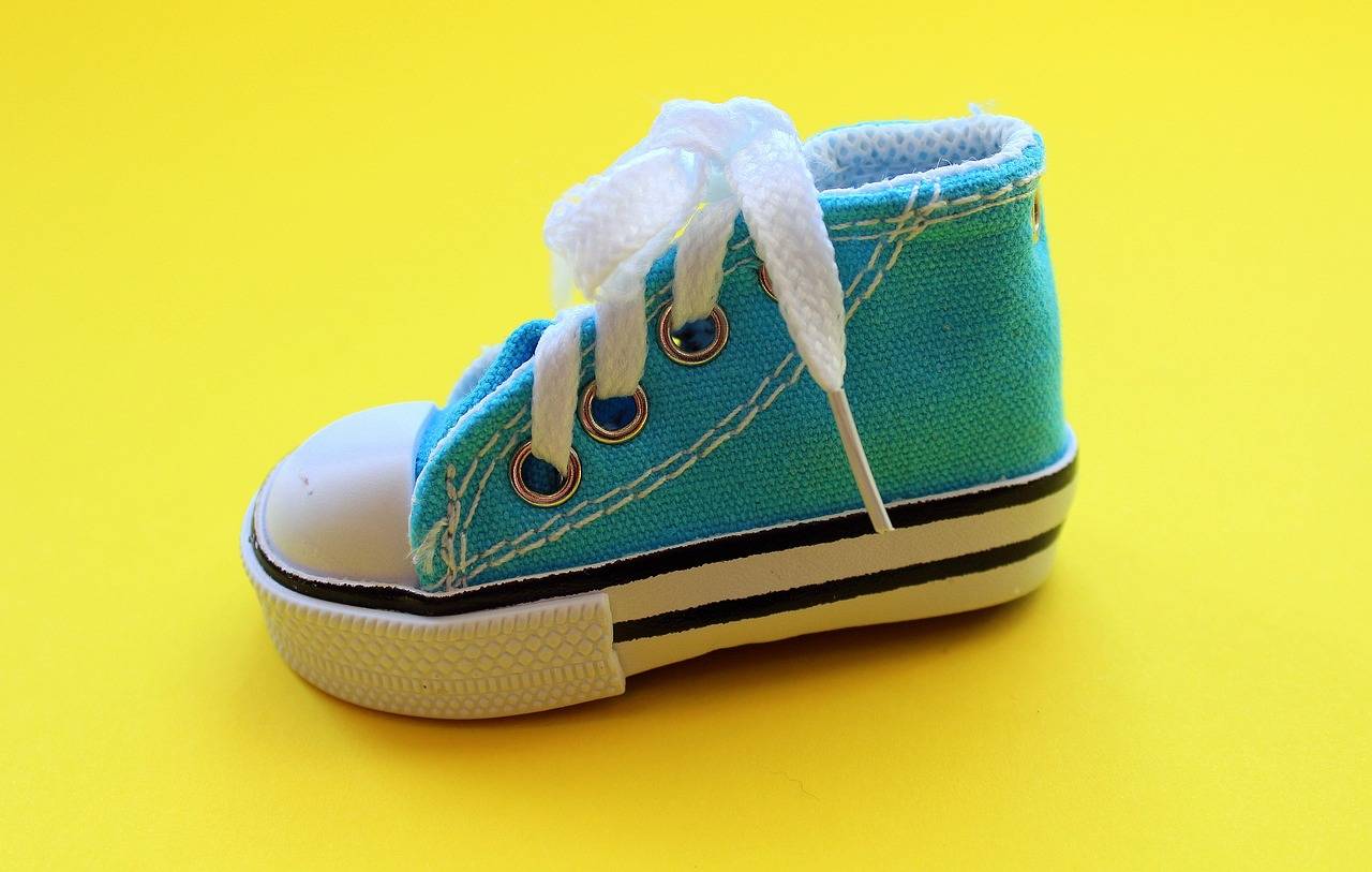 The Role of Community Markets in Supporting Local Businesses: Farmers Markets and Craft Fairs