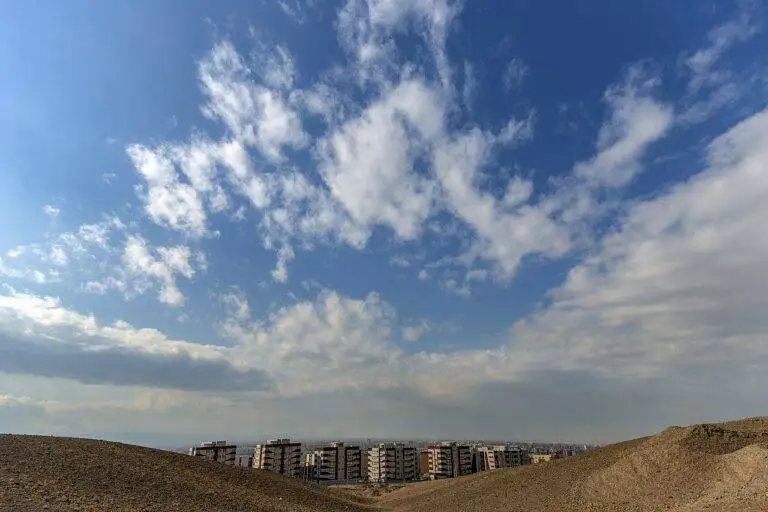 Mindful Social Media Use: Building a Positive Online Presence